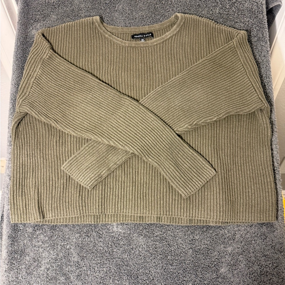 Kendall‎ &  Kylie Olive Green Ribbed Sweater- M